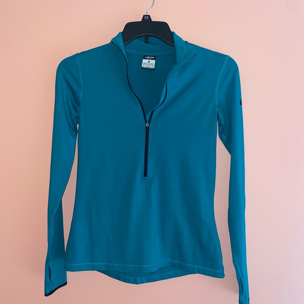 QUARTER ZIP